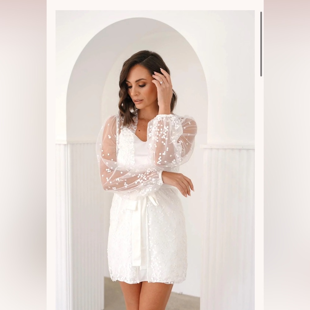 Le Rose white robe / bridal robe